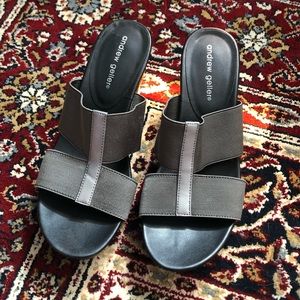 Andrew Geller sandals with silver inlay black gold